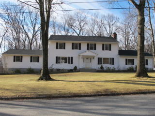 2 Phillips Ct, Wantage, NJ 07461-4102