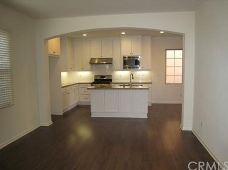 230 Firefly, Irvine CA  92618-8885 exterior