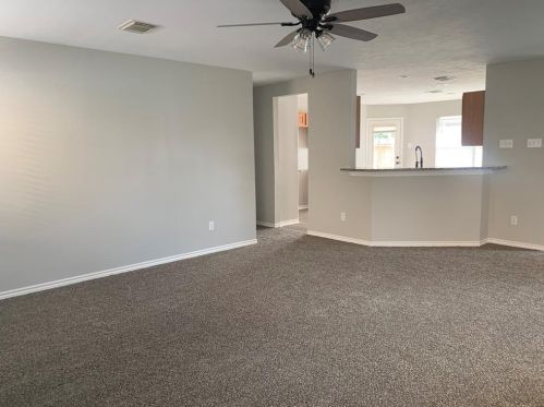 2310 Shady Pine Dr, Conroe, TX 77301-3352