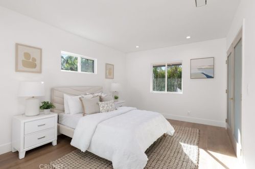 5243 Fulton Ave, Van Nuys CA  91401-5906 exterior