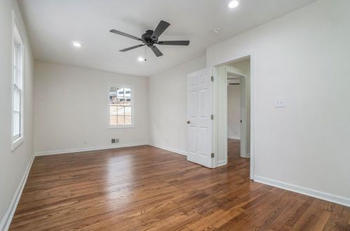 830 Magna Carta Dr, Atlanta GA  30318-6060 exterior