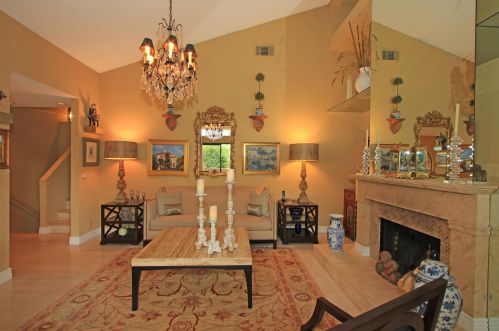 488 Village Sq, Palm Springs, CA 92262-7502