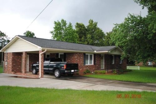 202 Peachtree St, Wrens, GA 30833-1149