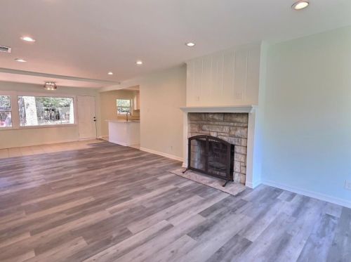 1011 Britain Rd, Irving, TX 75060-5340