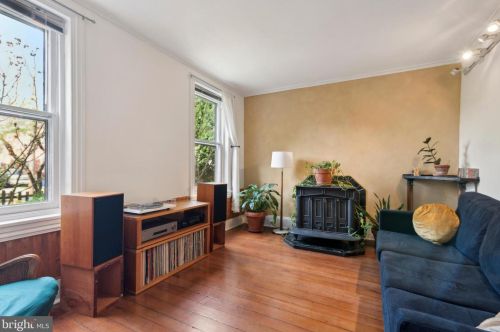 6349 Mccallum St, Philadelphia PA  19144-2551 exterior