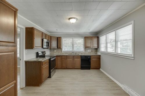 775 Gordon St, Jefferson GA  30549-6813 exterior