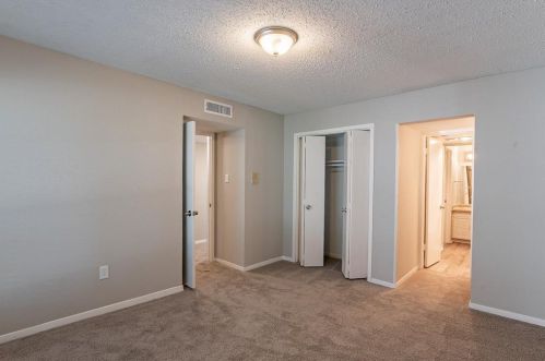 2992 Buttonwood Dr, Carrollton TX exterior