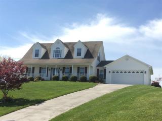 8017 Pointe Dr, Talbott, TN 37877-8879