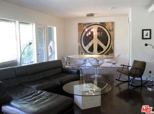 6463 Firmament Ave, Van Nuys CA  91406-6219 exterior
