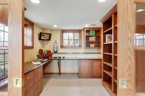 5251 Bald Eagle Blvd, Saint Paul MN  55110-6532 exterior