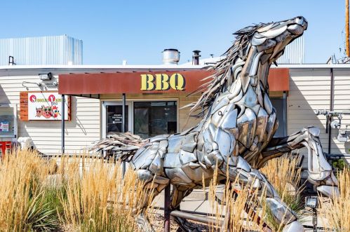 800 4th Ave, Denver CO  80218-3708 exterior