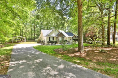 15 Orchard Hills Blvd, Newnan, GA 30263-5370