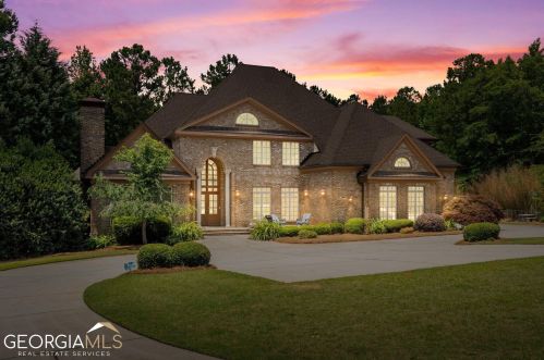 876 Park Place Dr, Jackson, GA 30233-2781
