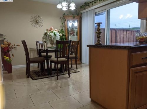 1424 Spring Valley Cmn, Livermore, CA 94551-6760