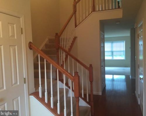 6217 Autumn View Dr, Harrisburg PA  17112-1843 exterior