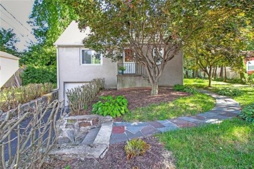 62 Glenwood Ave, Norwalk, CT 06854-1221
