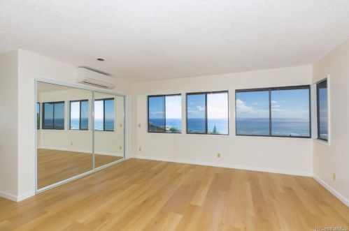 1629 Ihiloa Loop, Honolulu HI  96821-1319 exterior