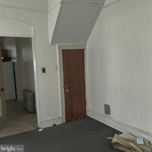 2638 31st St, Philadelphia, PA 19132-2926