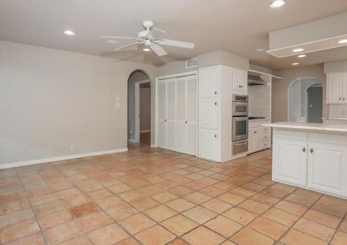 2563 Boyd Ave, Fort Worth TX  76109-1022 exterior