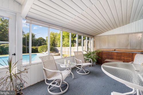 904 Pheasant Dr, Carlisle PA 17013-1255 exterior