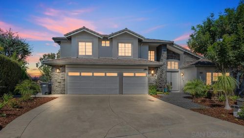 1597 Parkview Dr, Vista CA  92081-8750 exterior