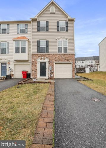 54 Gauley River Path, Falling Waters WV  25419-4388 exterior