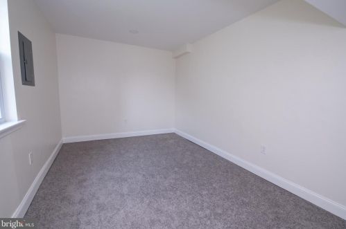 1865 Greymont St, Philadelphia PA  19116-3829 exterior