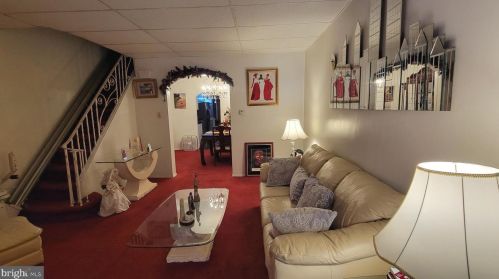 1534 61st St, Philadelphia, PA 19151-4220