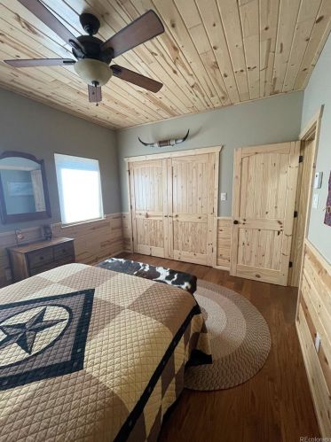 2221 Sigler Dr, Sangre De Cristo Ranches CO exterior