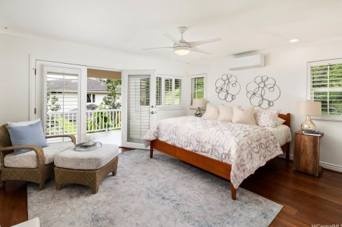 5576 Poola St, Honolulu HI  96821-1565 exterior