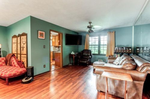 5870 Feldwood Rd, Atlanta GA  30349-2869 exterior