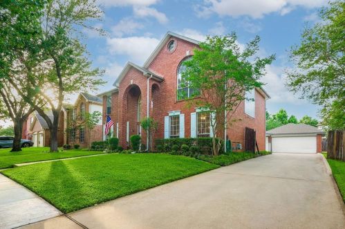 5140 Broken Bow Dr, Fort Worth, TX 76137-3539