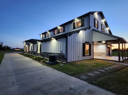 526 Angus Trl, Angleton TX 77515-9833 exterior