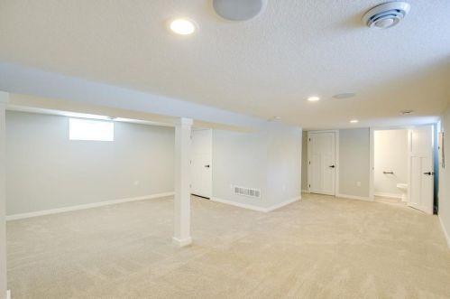 1377 James Ave, Saint Paul MN  55105-2551 exterior