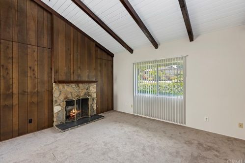 4280 Watkins Dr, Riverside CA  92507-4874 exterior