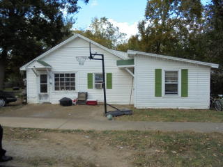 317 Benton St, Leach, TN 38344-3101