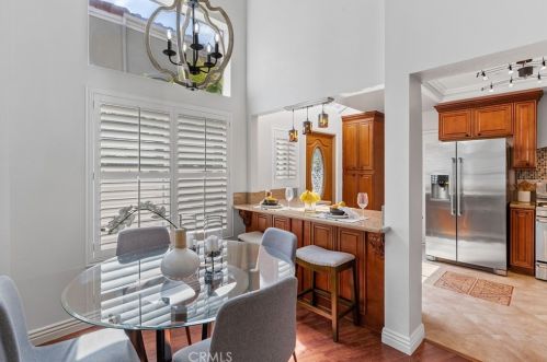 31 Del Perlatto, Irvine CA  92614-5359 exterior