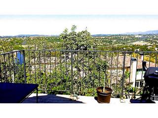 6530 Via Barona, Carlsbad, CA 92009-4549