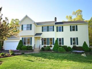51 Chelsea Rdg, Vernon, CT 06066-5459