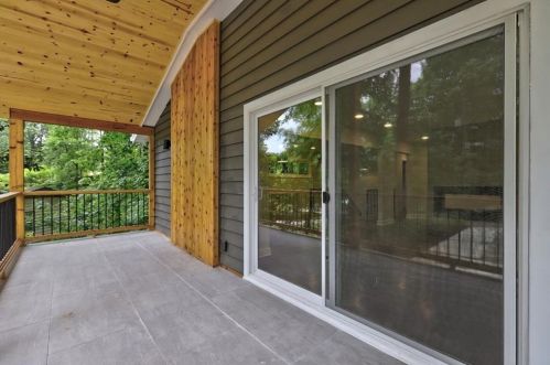 100 Angus Trl, Atlanta GA  30328-3031 exterior
