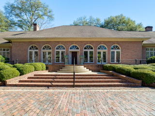 1 River Trce, Macon, GA 31210-6107
