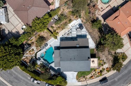 2434 Delisle Ct, Glendale, CA 91208-2210