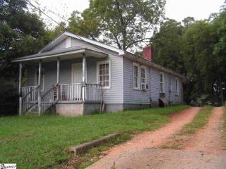 103 Fletcher St, Greenville, SC 29611-3649