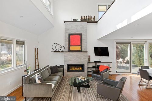 46 Leavitt Ln, Princeton NJ  08540-3921 exterior