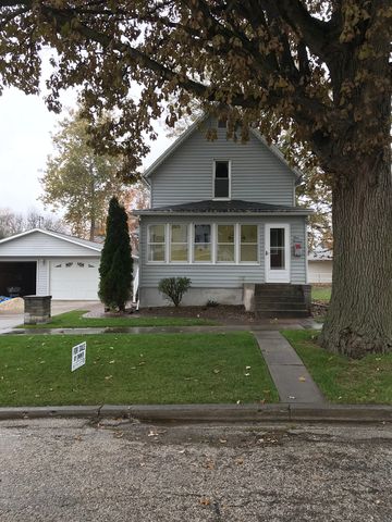 413 Clinton Ave, Ormonde, IL 61462-1637