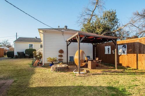 4244 Cresthaven Rd, Dallas TX  75209-3010 exterior