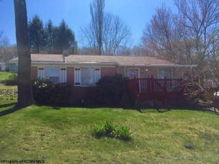 154 Eastgate Dr, Morgantown WV  26508-5936 exterior