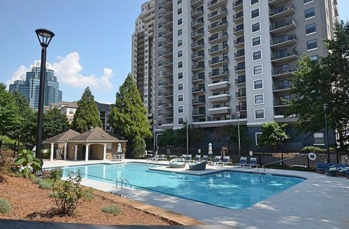 795 Hammond Dr, Atlanta GA  30328-5517 exterior