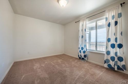 1212 Saddle Ridge Ln, Pueblo CO  81007-3905 exterior
