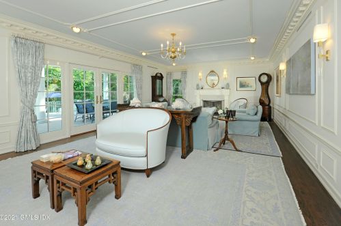 41 Baldwin Farms, Greenwich CT  06831-3306 exterior